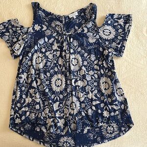 Lucky Brand cold shoulder top